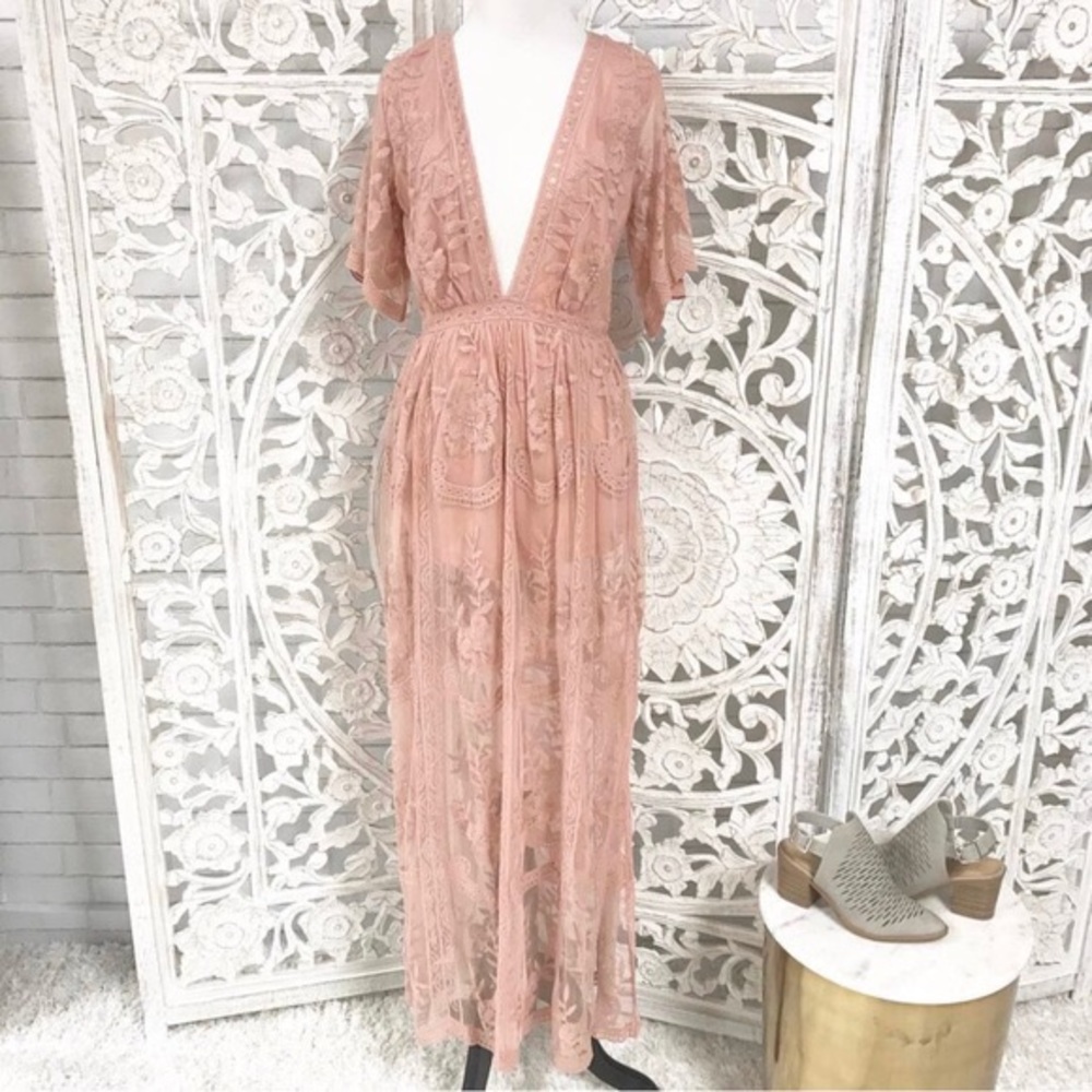 Honey Punch pink blush lace maxi dress, worn once!